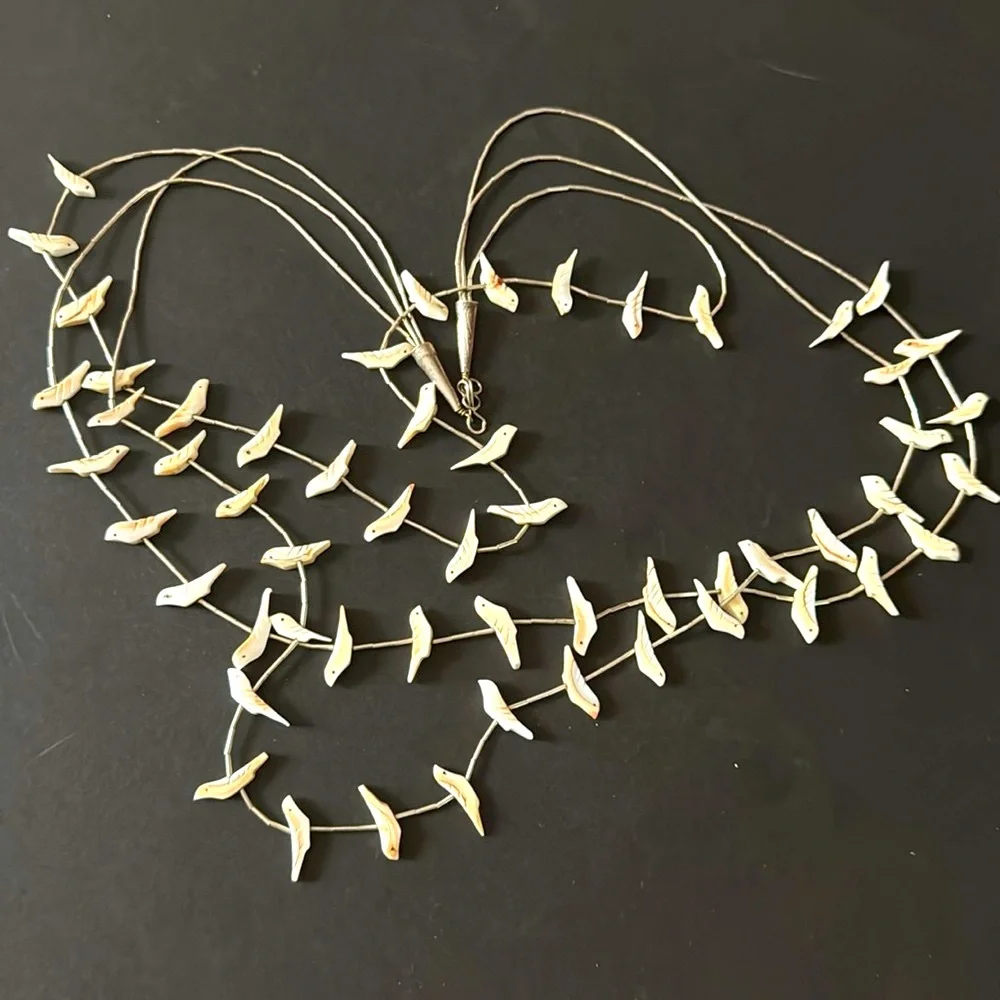 Vintage 70s Zuni Sterling Silver Bird Fetish Necklace - Picture 12 of 14